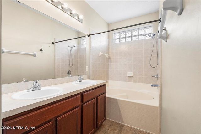 9390 GRAND FALLS Drive, Jacksonville, FL 32244