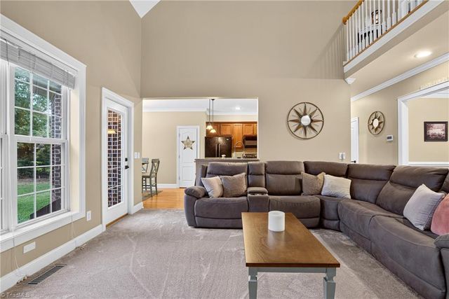8915 Grove Park Drive, Oak Ridge, NC 27310