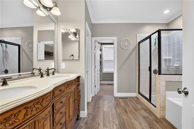 8915 Grove Park Drive, Oak Ridge, NC 27310