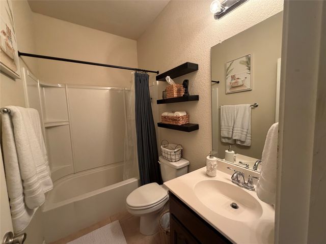 7823 Black Willow Lane, Arlington, TX 76002