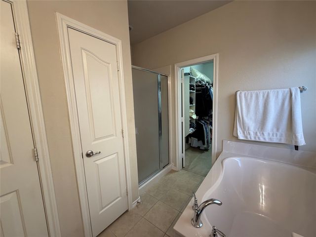 7823 Black Willow Lane, Arlington, TX 76002