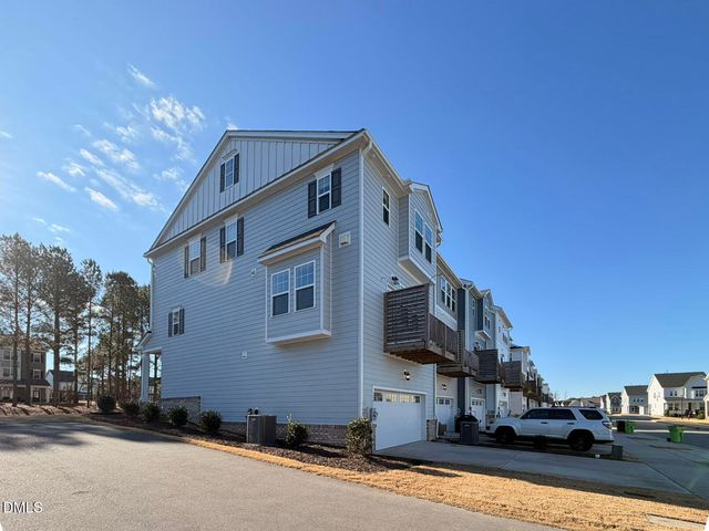 1281 Herb Garden Way, Apex, NC 27502