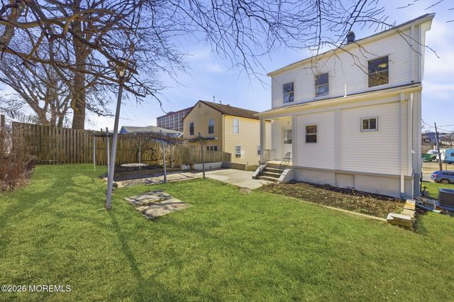 23 Beers Street, Keyport, NJ 07735
