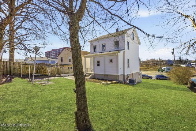 23 Beers Street, Keyport, NJ 07735