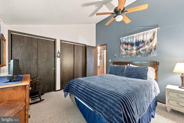 114 SHAWNEE TRL TRL, Hedgesville, WV 25427
