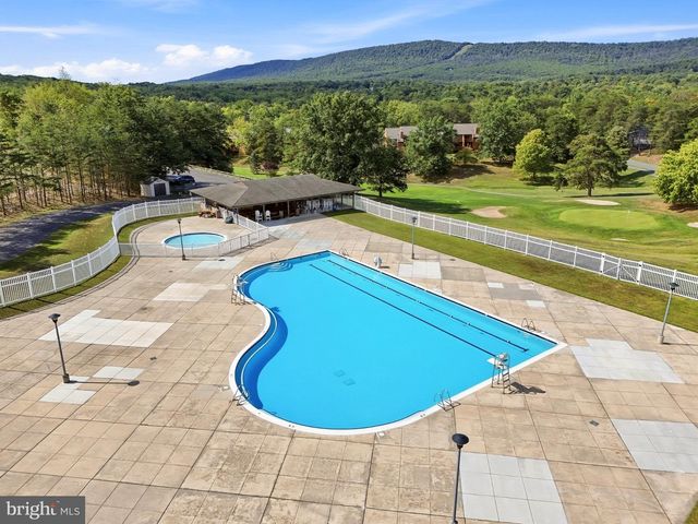 114 SHAWNEE TRL TRL, Hedgesville, WV 25427