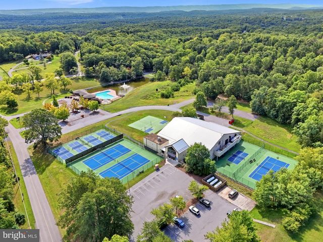 114 SHAWNEE TRL TRL, Hedgesville, WV 25427