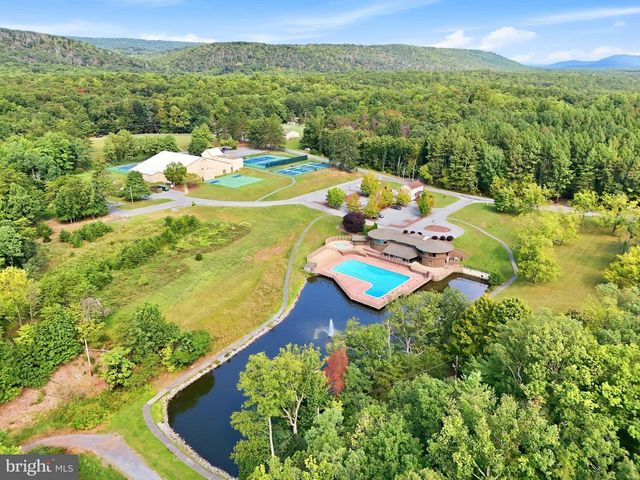 114 SHAWNEE TRL TRL, Hedgesville, WV 25427