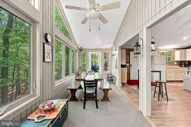 114 SHAWNEE TRL TRL, Hedgesville, WV 25427