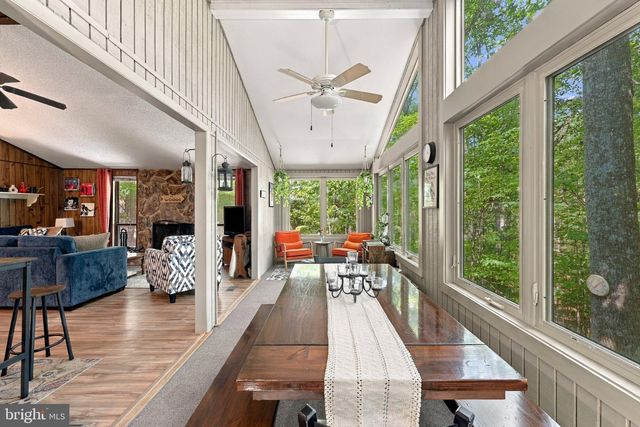 114 SHAWNEE TRL TRL, Hedgesville, WV 25427