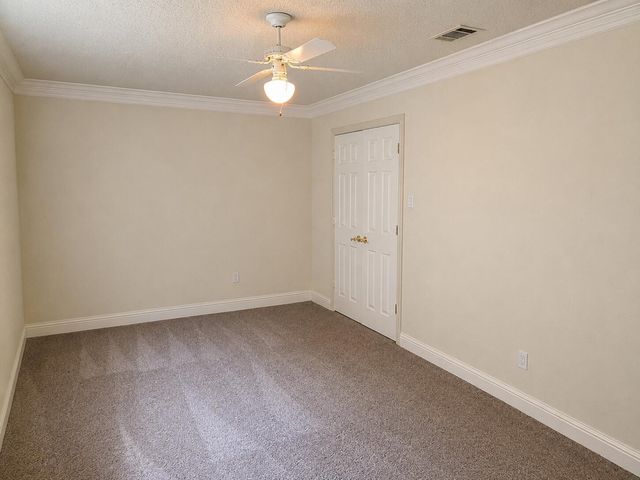 2035 Greenview Drive B, Carrollton, TX 75010