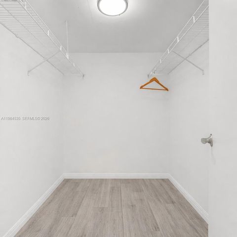 3121 NE 51st St 203E, Fort Lauderdale, FL 33308