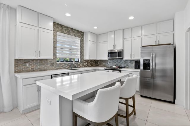 4458 E Aqua Bella Lane 4458, Fort Lauderdale, FL 33312