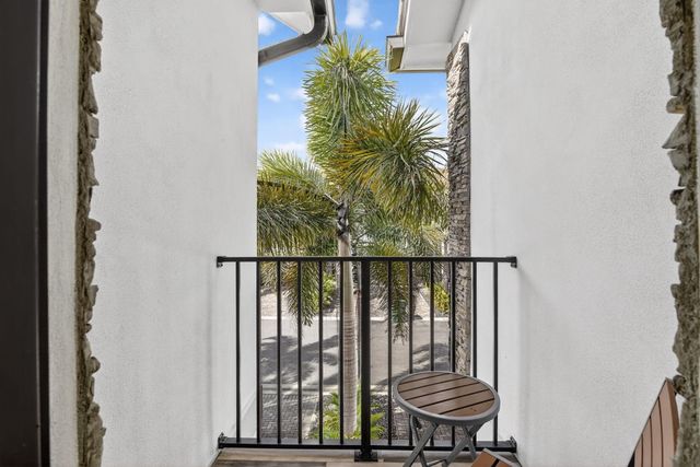 4458 E Aqua Bella Lane 4458, Fort Lauderdale, FL 33312