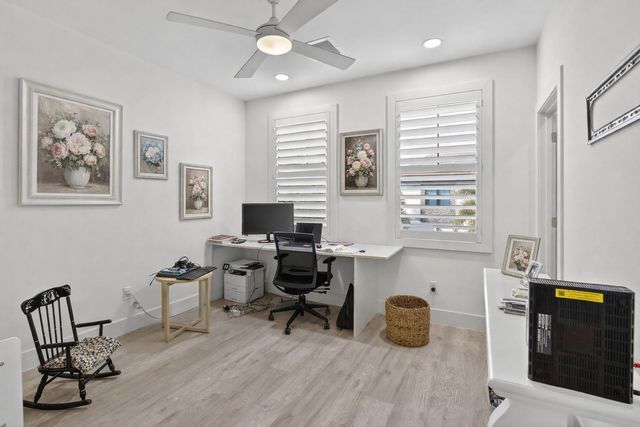 4458 E Aqua Bella Lane 4458, Fort Lauderdale, FL 33312