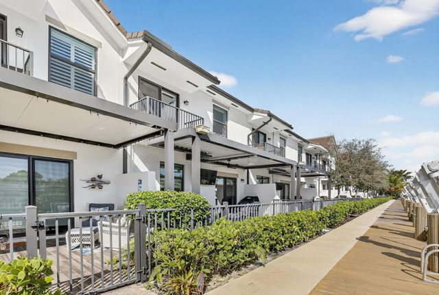 4458 E Aqua Bella Lane 4458, Fort Lauderdale, FL 33312