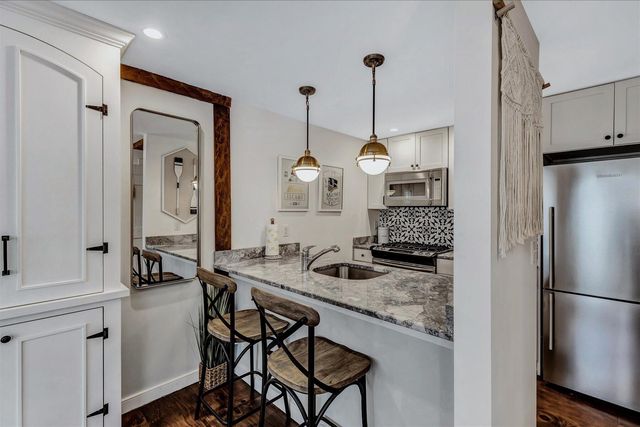 21 Milestone Way UNIT 620, Mashpee, MA 02649