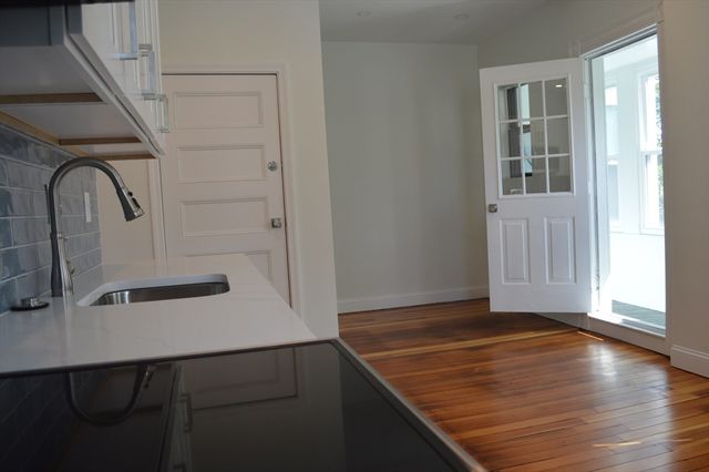 374A Centre St 3, Boston, MA 02130