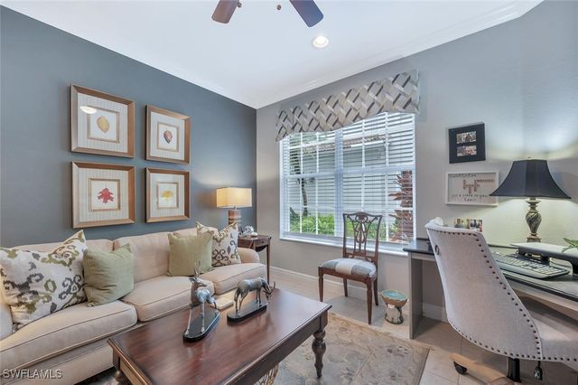 4760 Shinnecock Hills CT 102, Naples, FL 34112