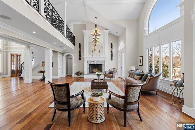 69 Woodland Road, Montvale, NJ 07645