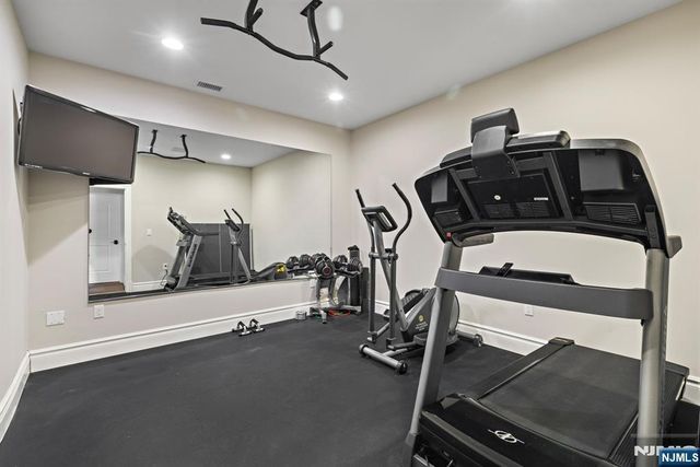 69 Woodland Road, Montvale, NJ 07645