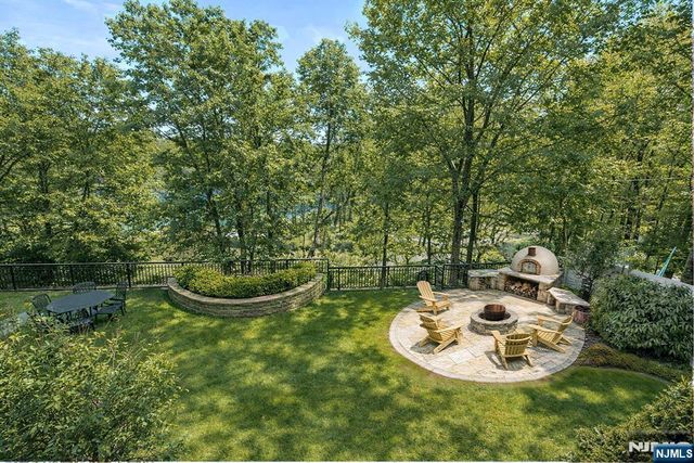 69 Woodland Road, Montvale, NJ 07645