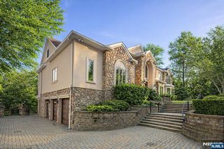 69 Woodland Road, Montvale, NJ 07645
