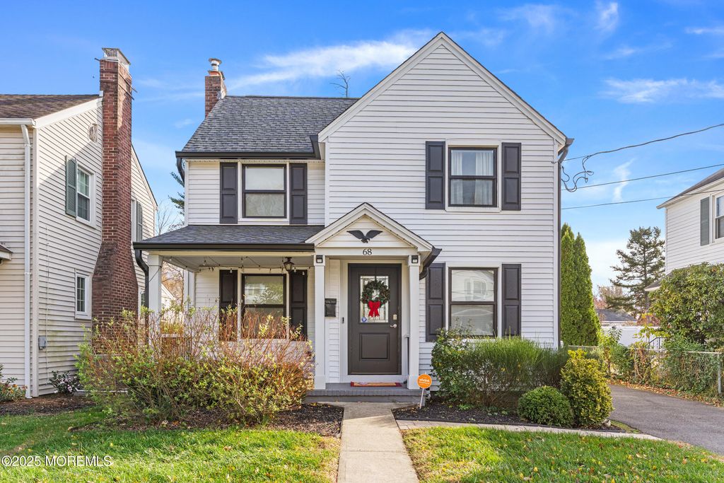 68 W George Street, Freehold, NJ 07728
