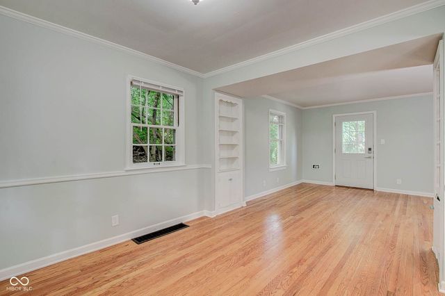 5043 Boulevard Place, Indianapolis, IN 46208