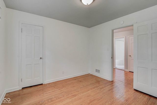 5043 Boulevard Place, Indianapolis, IN 46208