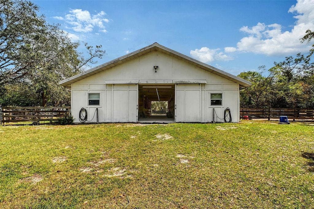 Image 55 of property listing at 7108 229TH STREET E, Bradenton, FL 34211