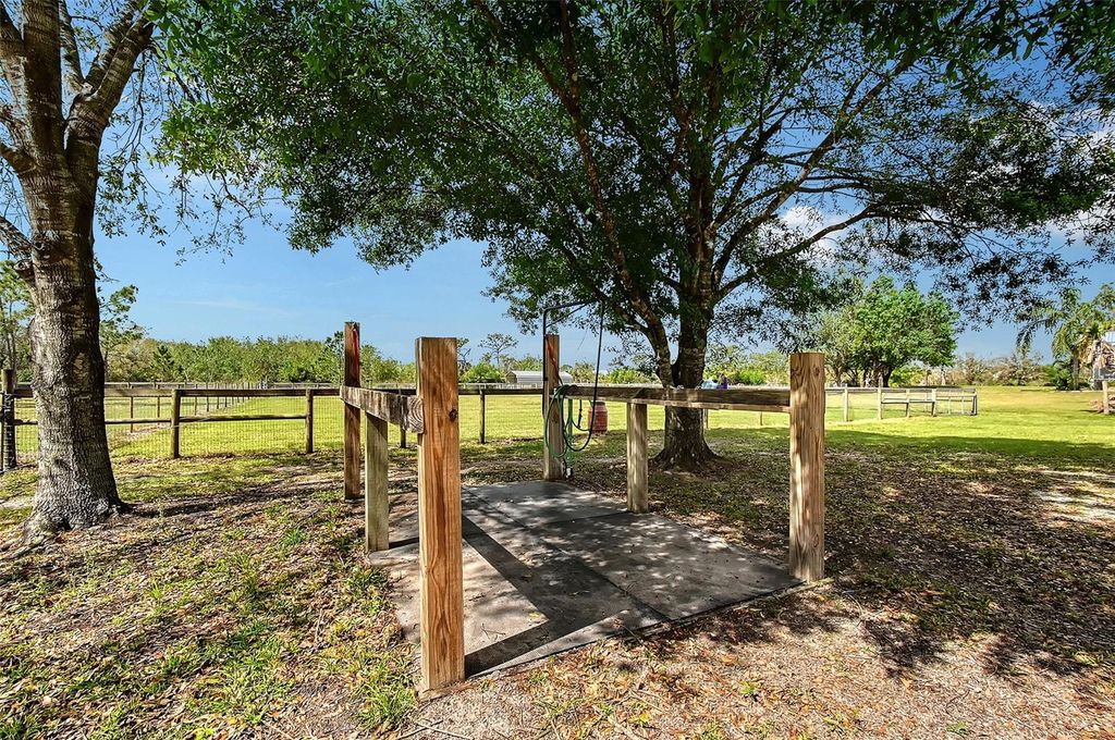 Image 57 of property listing at 7108 229TH STREET E, Bradenton, FL 34211