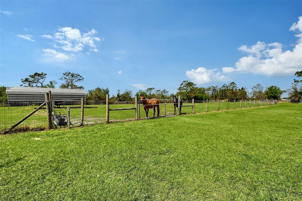 Image 60 of property listing at 7108 229TH STREET E, Bradenton, FL 34211