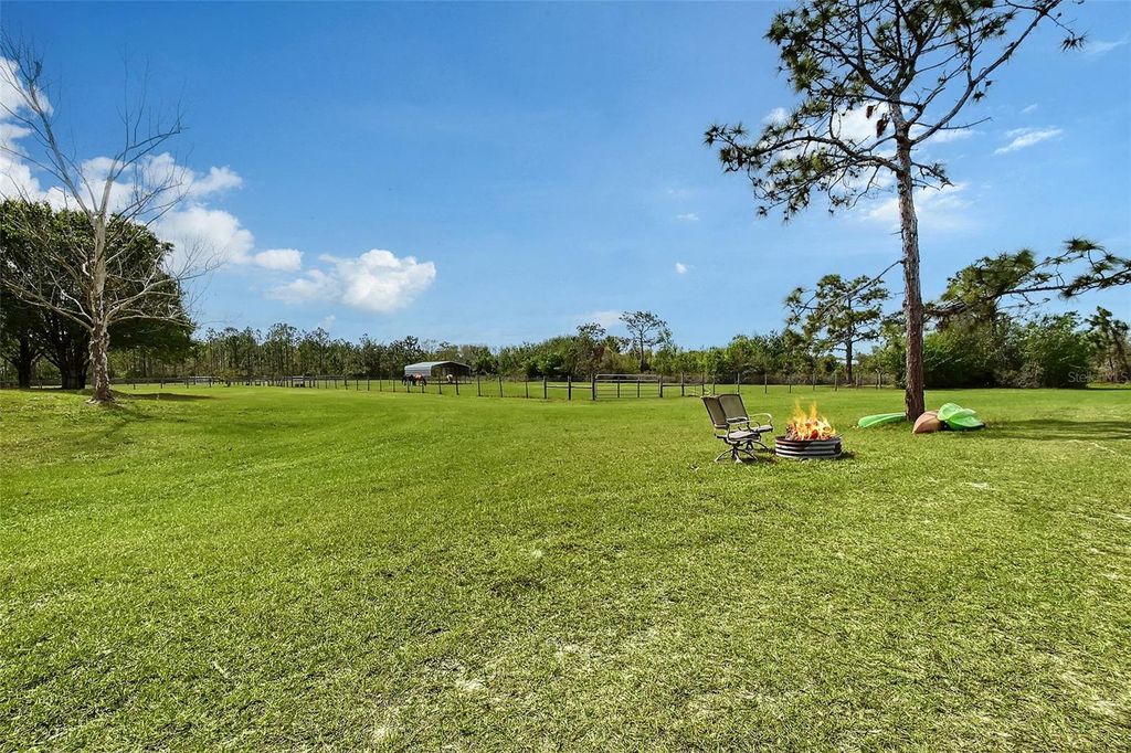 Image 65 of property listing at 7108 229TH STREET E, Bradenton, FL 34211