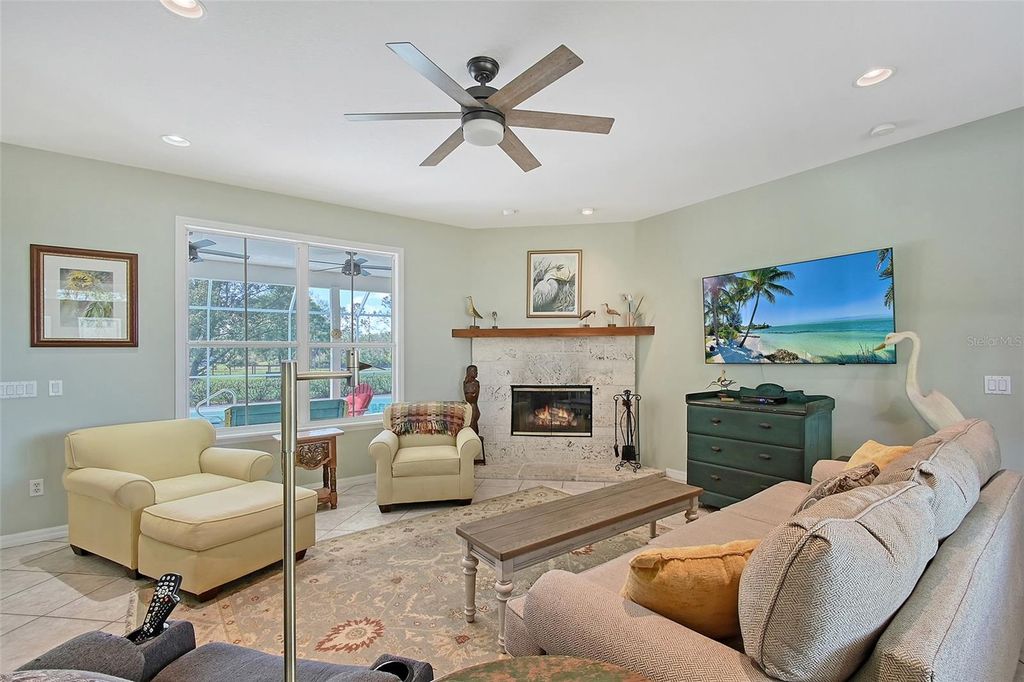 Image 9 of property listing at 7108 229TH STREET E, Bradenton, FL 34211