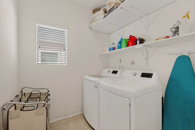 115 Prism Avenue SW, Rio Rancho, NM 87124