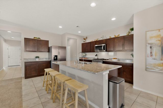 115 Prism Avenue SW, Rio Rancho, NM 87124