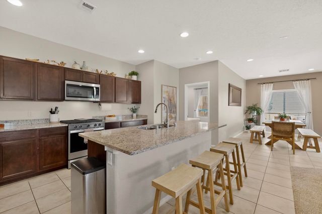 115 Prism Avenue SW, Rio Rancho, NM 87124