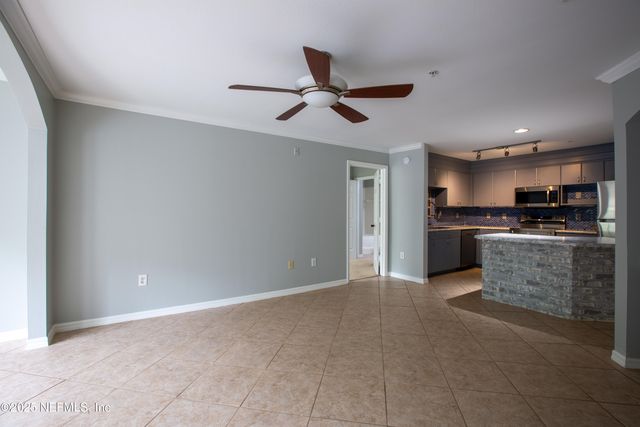 3591 KERNAN Boulevard S 521, Jacksonville, FL 32224