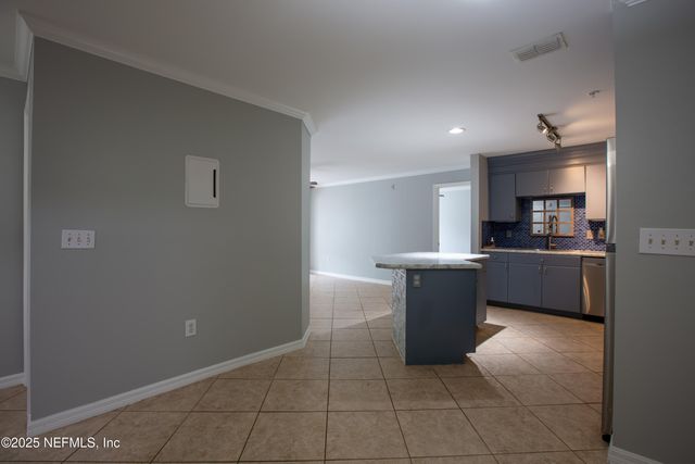 3591 KERNAN Boulevard S 521, Jacksonville, FL 32224