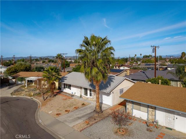 640 Barber Drive, Hemet, CA 92543