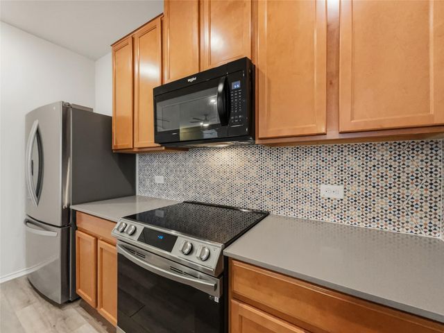 6504 Carriage Pines DR, Del Valle, TX 78617