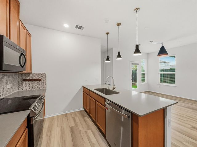 6504 Carriage Pines DR, Del Valle, TX 78617