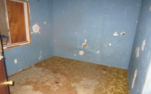 5732 Wood Road SW, Albuquerque, NM 87105