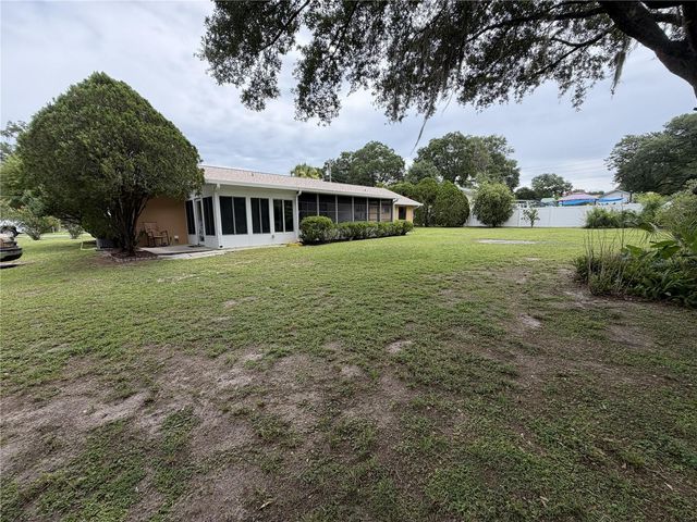 2776 NE 31ST PLACE, Ocala, FL 34470