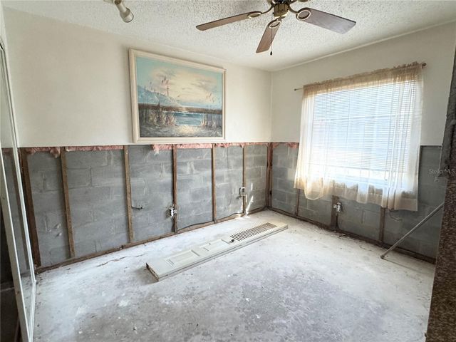 6341 ELMHURST DRIVE, Pinellas Park, FL 33782
