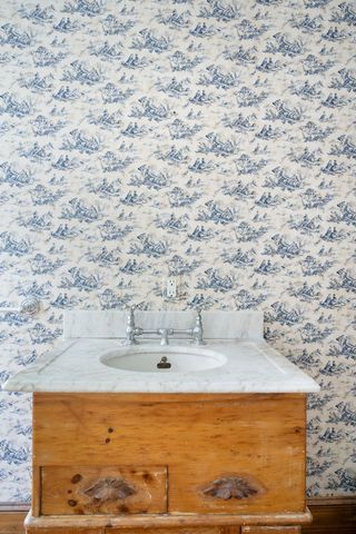 131 Stark Road, Brattleboro, VT 05301