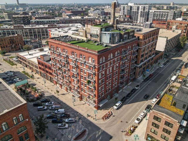 191 N Broadway #601, Milwaukee, WI 53202