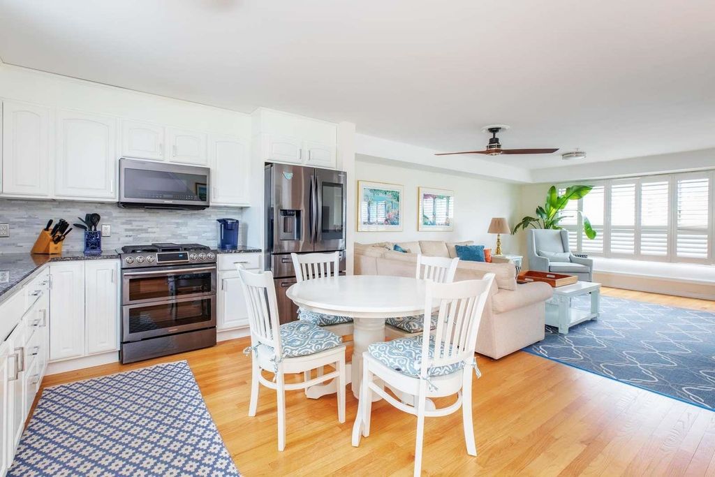 Image 12 of property listing at 35 Ashworth Ave # 3, Hampton, NH 03842