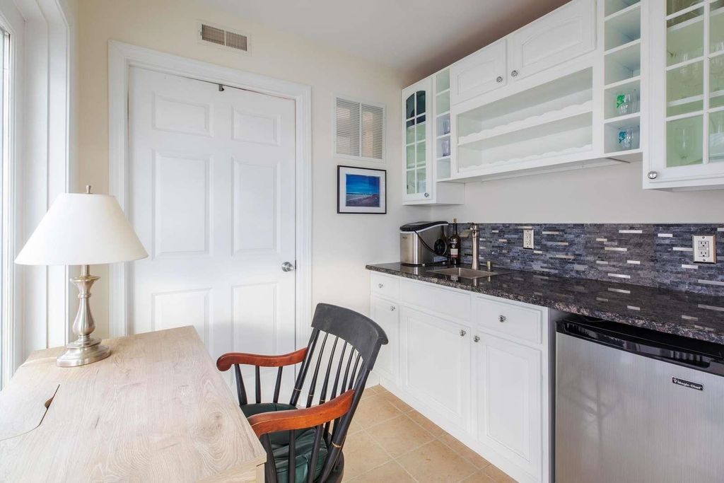 Image 35 of property listing at 35 Ashworth Ave # 3, Hampton, NH 03842